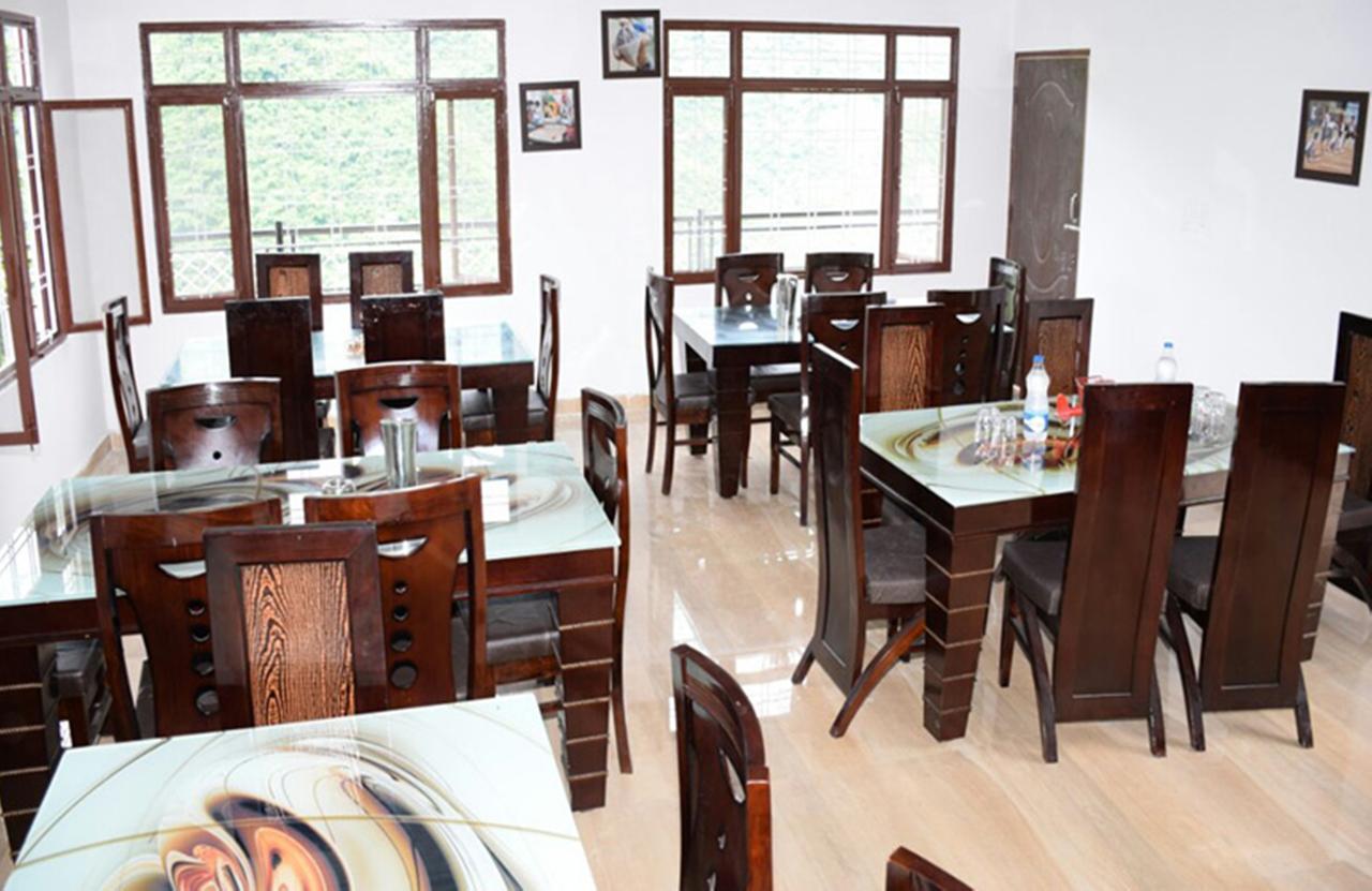 V Resorts Brv Resort Mussoorie Kültér fotó