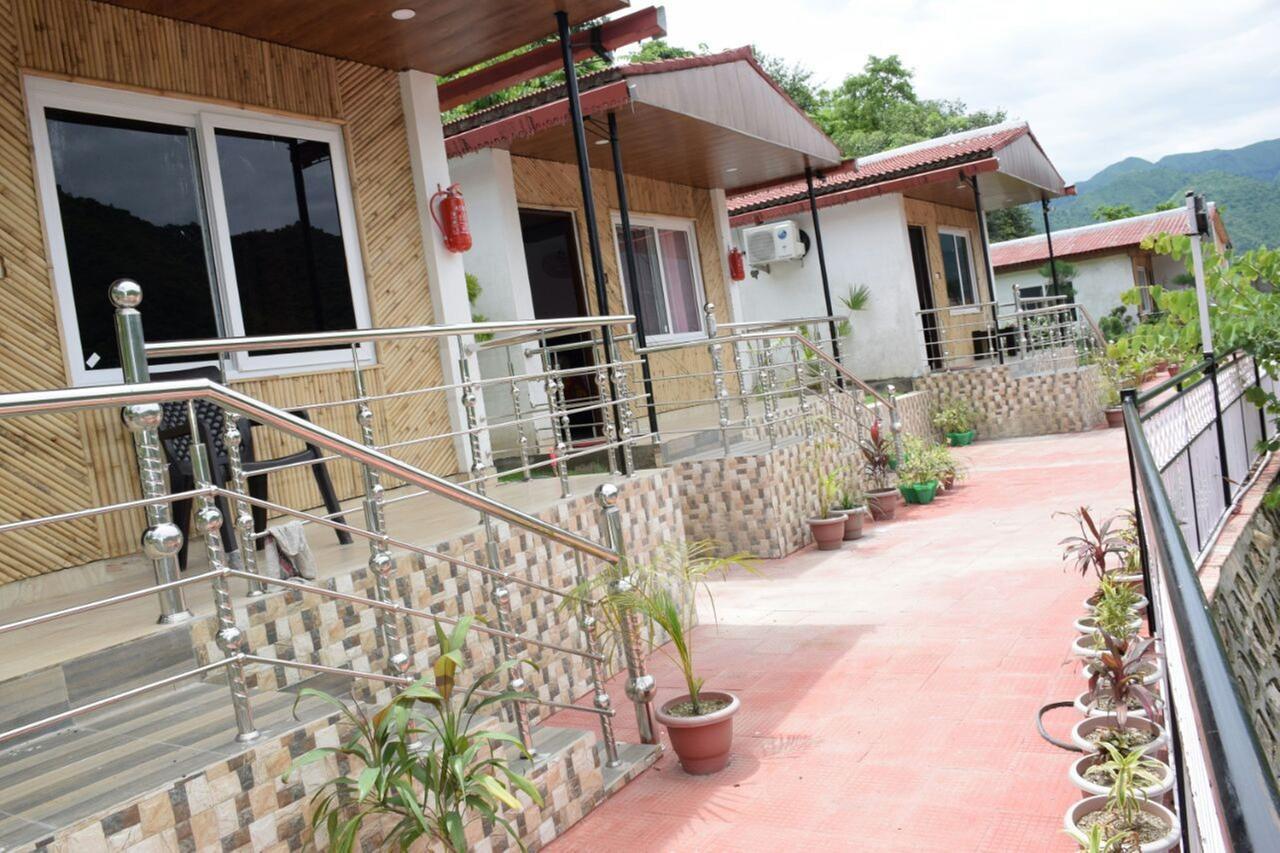 V Resorts Brv Resort Mussoorie Kültér fotó