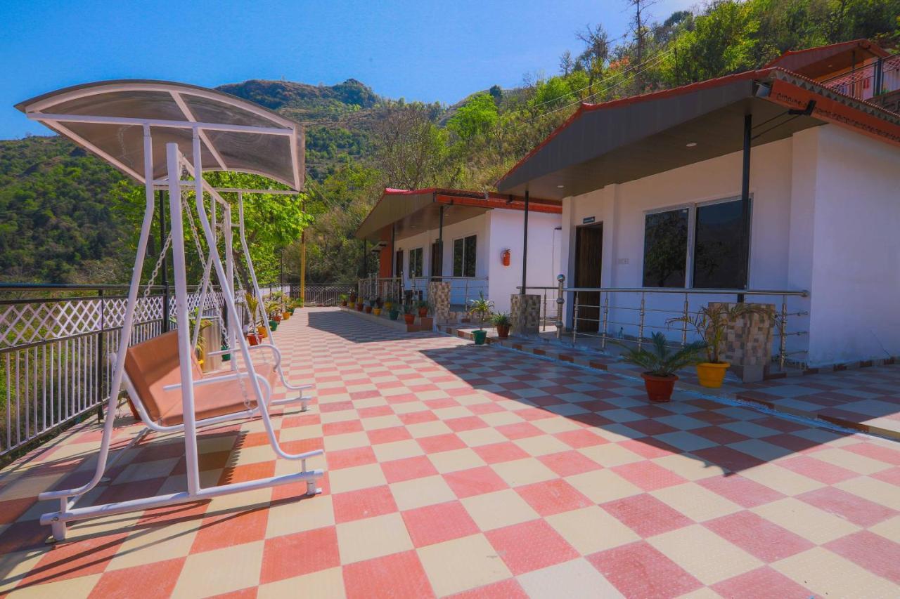 V Resorts Brv Resort Mussoorie Kültér fotó