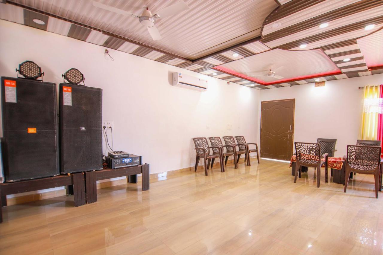 V Resorts Brv Resort Mussoorie Kültér fotó